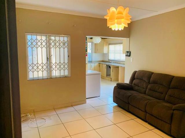 2 Bedroom House in Glenwood