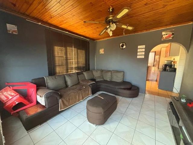 2 Bedroom House in Glenwood