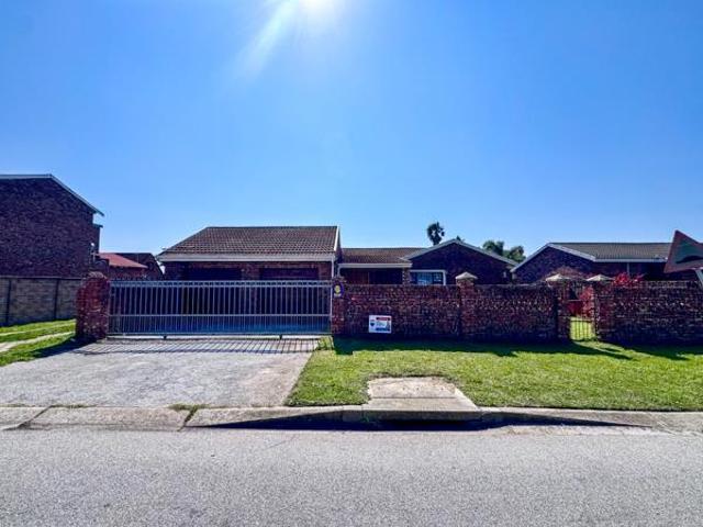 2 Bedroom House in Greenshields Park