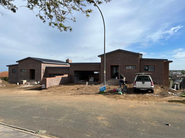 2 Bedroom House in Dana Bay
