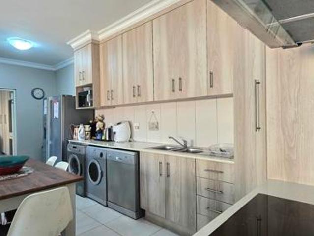 2 Bedroom House in Dana Bay