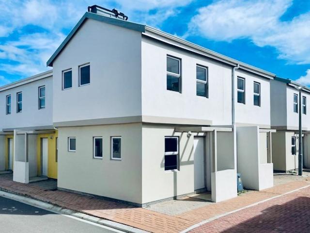 2 Bedroom House in De Almeida