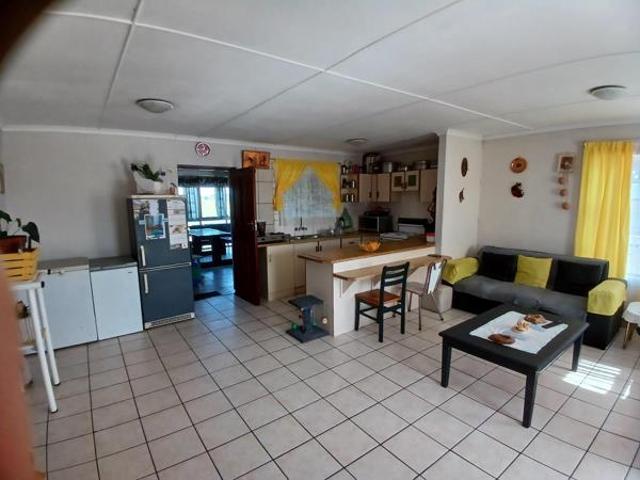 2 Bedroom House in De Kelders