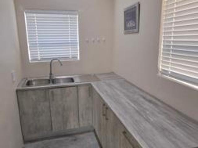 2 Bedroom House in De Kelders