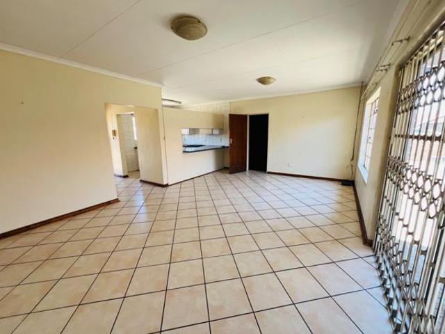 2 Bedroom House in Del Judor