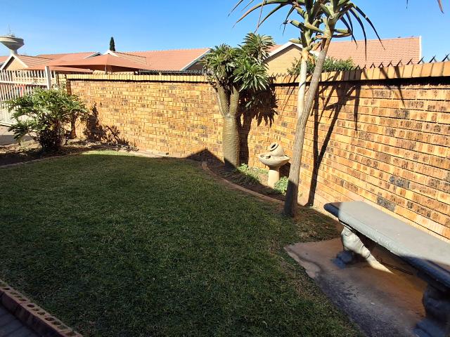 2 Bedroom House in Del Judor