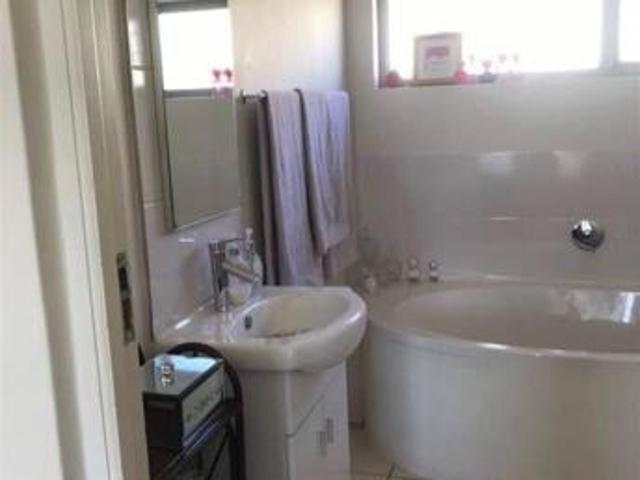 2 Bedroom House in Die Wilgers