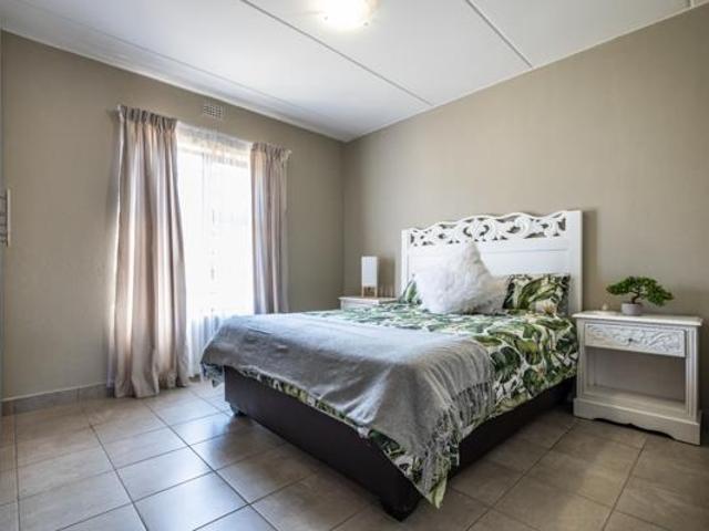 2 Bedroom House in Die Wilgers