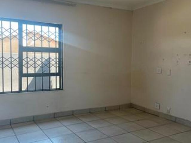 2 Bedroom House in Diepkloof