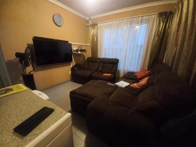 2 Bedroom House in Duvha Park