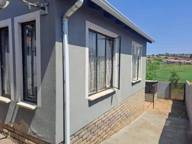 2 Bedroom House in Duvha Park