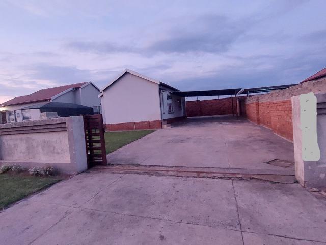2 Bedroom House in Duvha Park