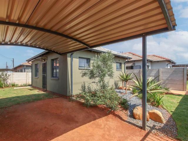 2 Bedroom House in Dube