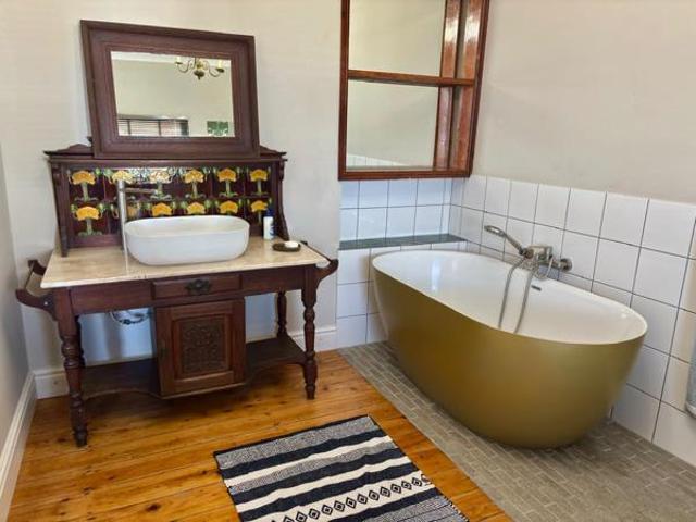 2 Bedroom House in East Bank