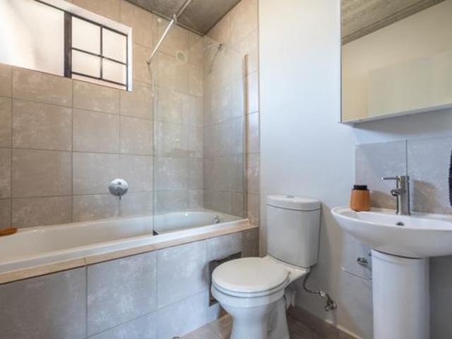 2 Bedroom House in Elandspoort