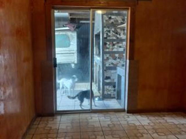 2 Bedroom House in Elsies River
