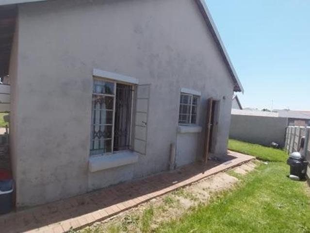 2 Bedroom House in Ermelo
