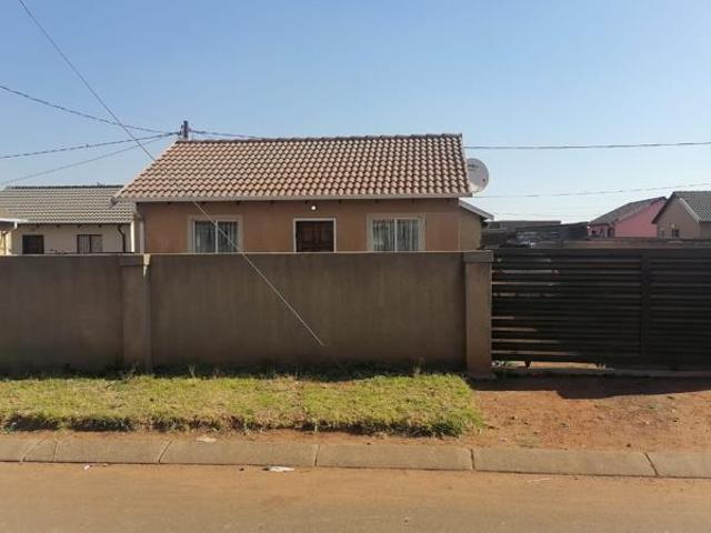 2 Bedroom House in Evaton West