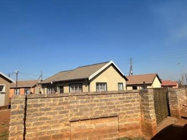 2 Bedroom House in Evaton West