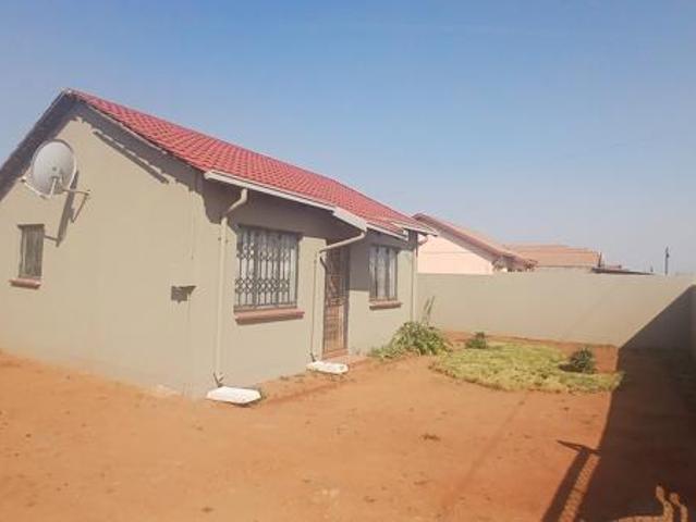 2 Bedroom House in Evaton West