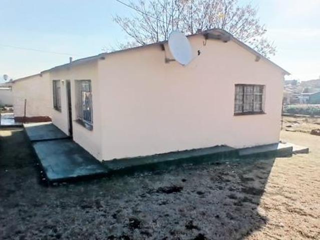 2 Bedroom House in Ezakheni