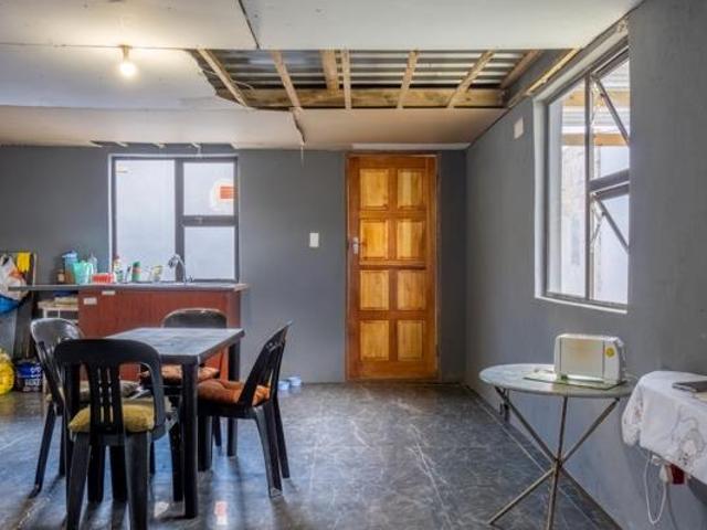 2 Bedroom House in Forest Village