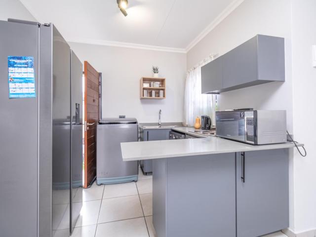 2 Bedroom House in Fleurhof