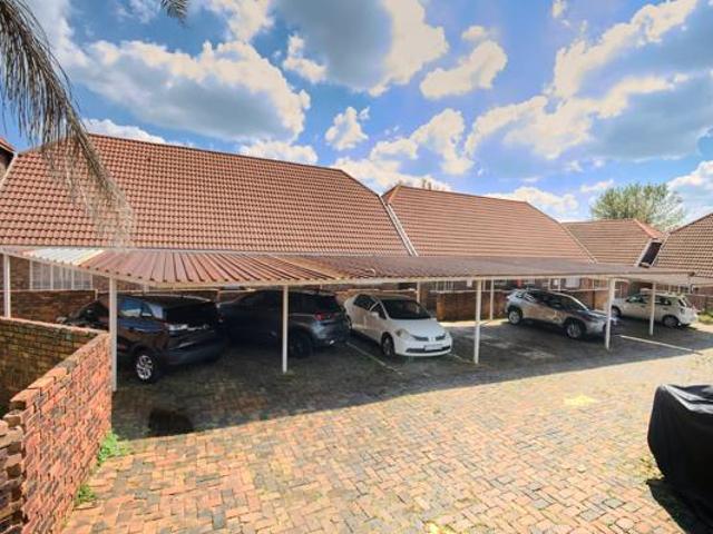 2 Bedroom House in Florida Lake