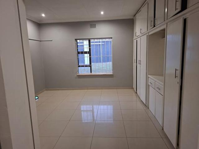 2 Bedroom House in Florida North