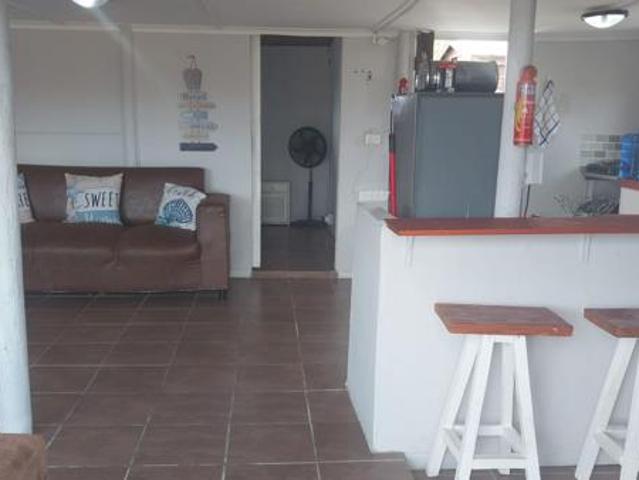2 Bedroom House in Franskraal