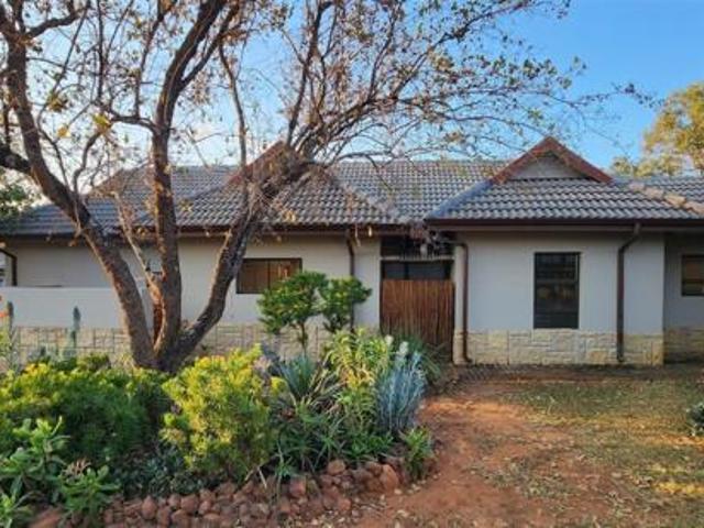 2 Bedroom House in Koro Creek Golf Estate