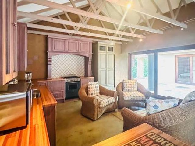 2 Bedroom House in Kosmos Ridge
