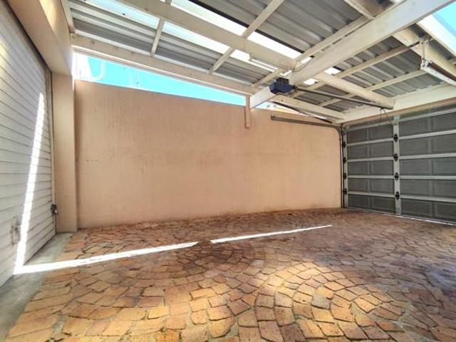 2 Bedroom House in Kenilworth
