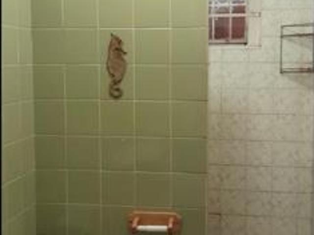2 Bedroom House in Kensington