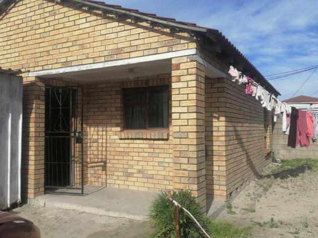 2 Bedroom House in Khaya