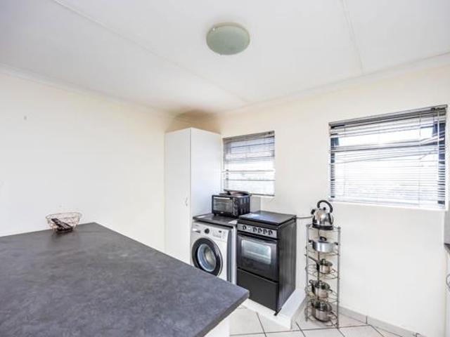 2 Bedroom House in Kidds Beach
