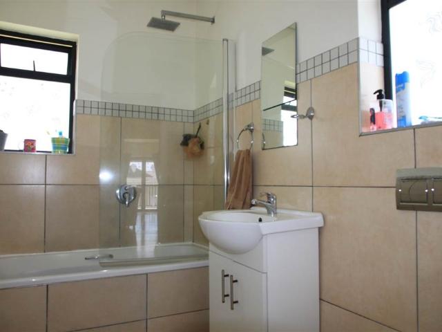 2 Bedroom House in Kidds Beach