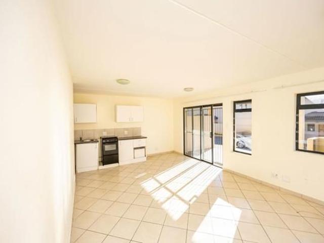 2 Bedroom House in Kidds Beach