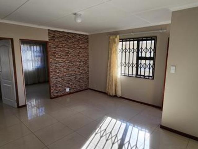 2 Bedroom House in King Williams Town Qonce Central