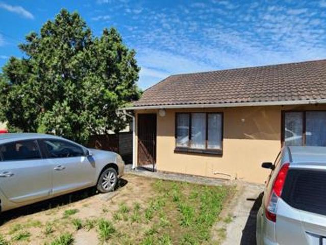 2 Bedroom House in King Williams Town Qonce Central