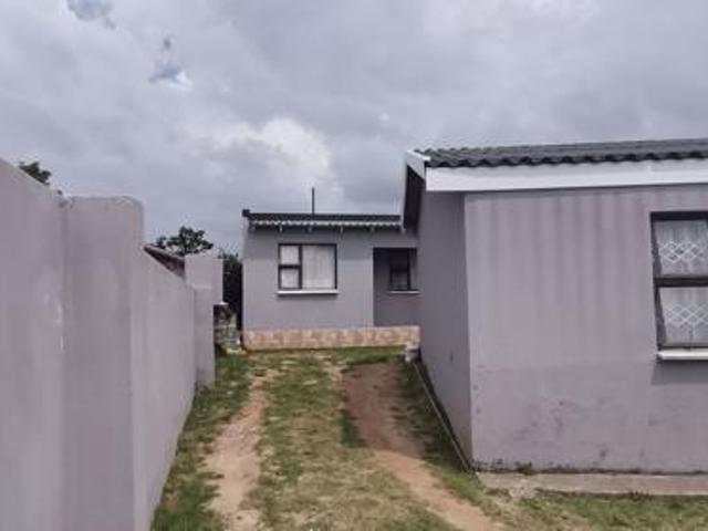 2 Bedroom House in King Williams Town Qonce Central