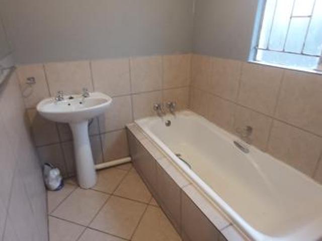 2 Bedroom House in Klarinet