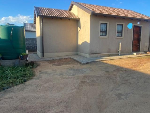 2 Bedroom House in Klarinet
