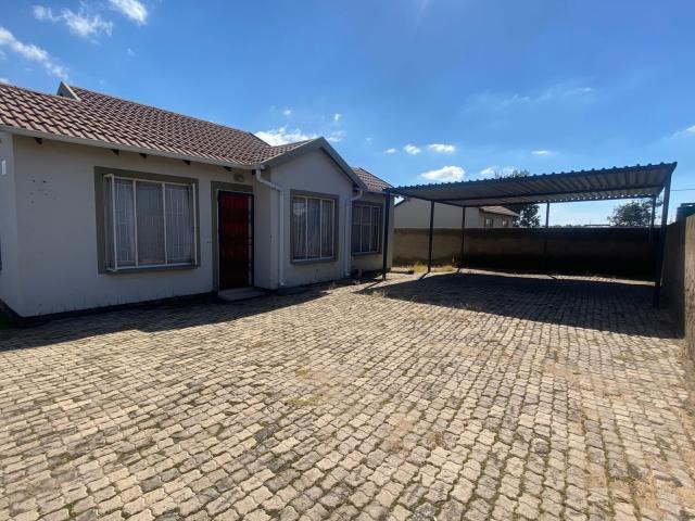 2 Bedroom House in Klarinet