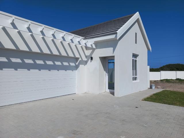 2 Bedroom House in Kleinbaai