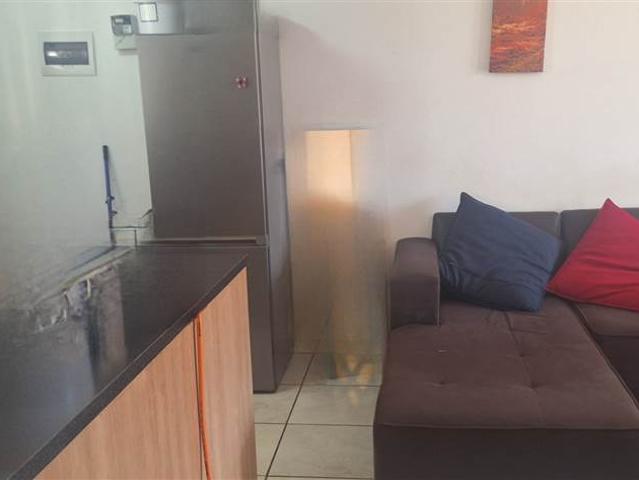 2 Bedroom House in Kloofendal