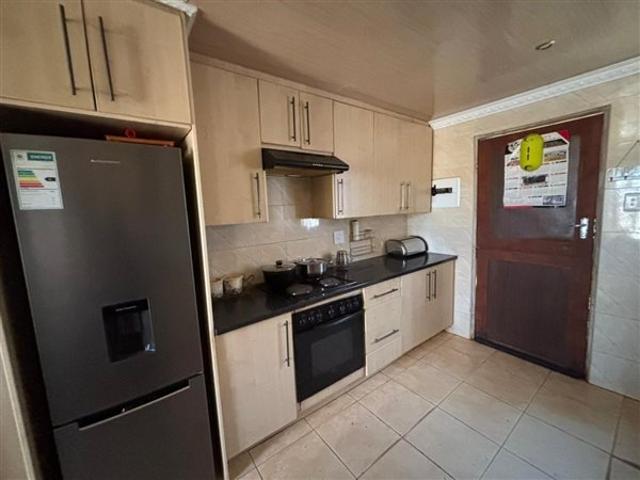 2 Bedroom House in Krugersdorp Central