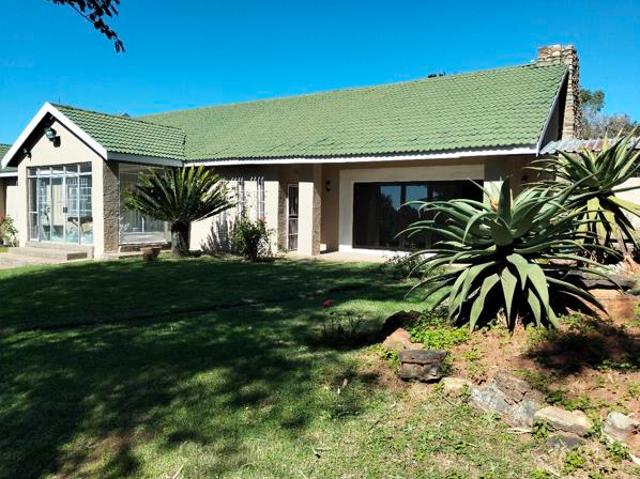 2 Bedroom House in Krugersdorp Central