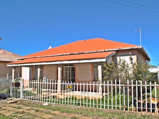 2 Bedroom House in Krugersdorp West