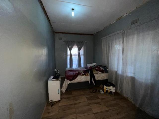 2 Bedroom House in Kutlwanong